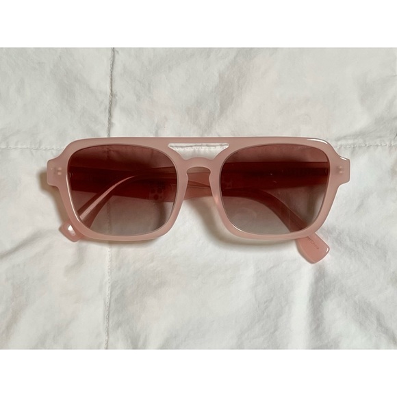 [Love Stories] Pink Gradient Lens Aviator Sunglasses - ASO Emma Watson - Picture 2 of 9